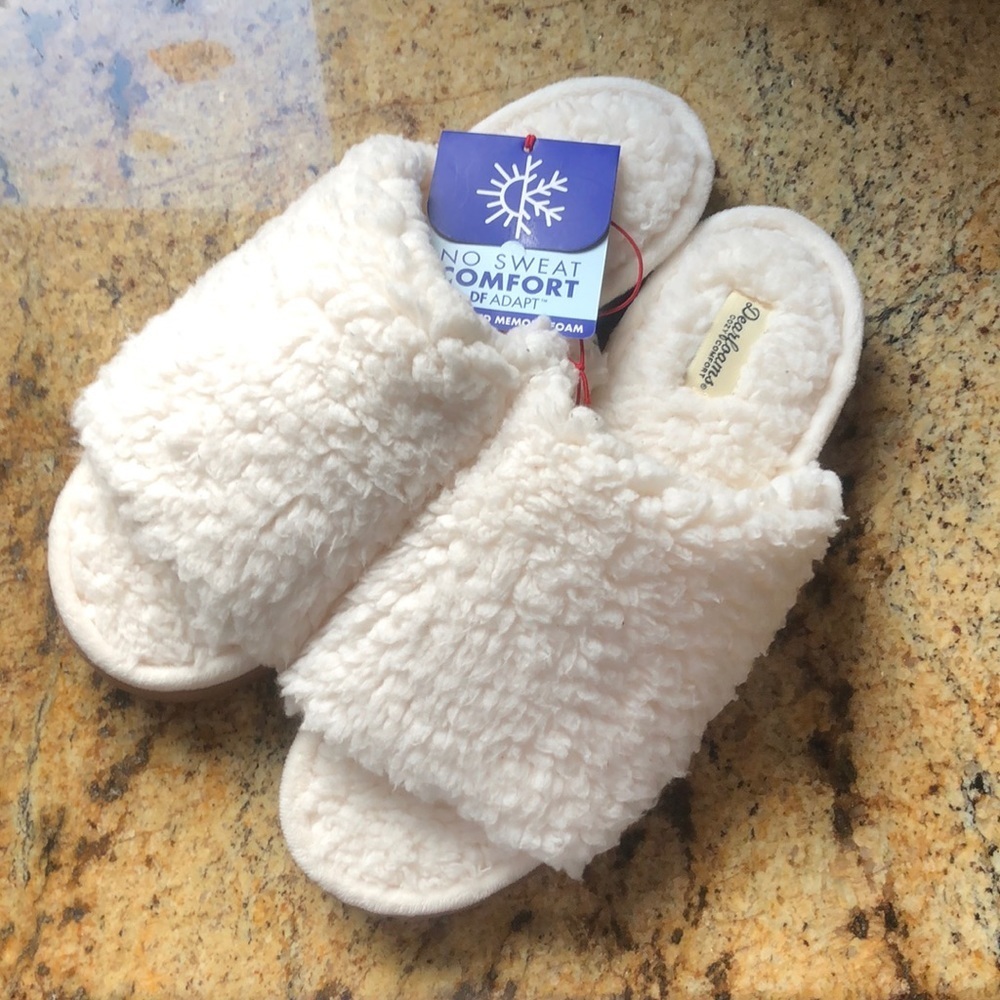 Dearfoam Cozy Comfort Hard bottom Slippers